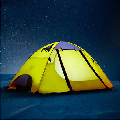 Wild couple tent