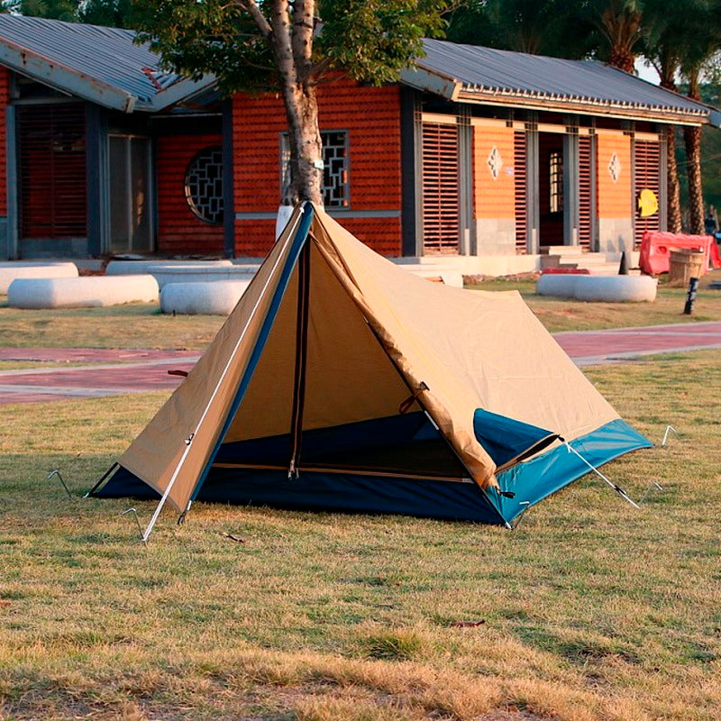 Tente simple d'extérieur pour randonnée sur le terrain