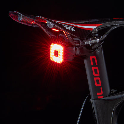 Feu arrière anti-éblouissement pour vélo GIYO Smart Brake Charging