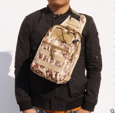 Sac d'équitation en toile de style chaud, sac de poitrine de sport de terrain de camouflage, petit sac à bandoulière simple, sac tactique d'extérieur croisé oblique.