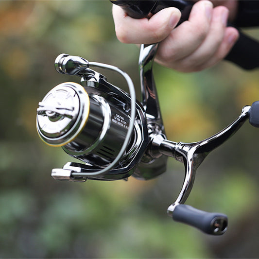 Radeau de pêche à micro-objets avec roue tournante Pêche à longue distance