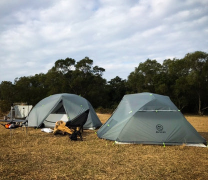 Tente de camping d'extérieur à double couche anti-tempête avec poteau en aluminium pour quatre saisons